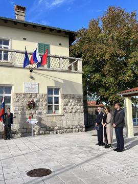 Polaganje vencev ob 1. novembru (7)